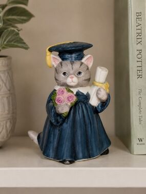 Schmid Kitty Cucumber Graduate Cat Figurine 1987 B. Shackman Vintage